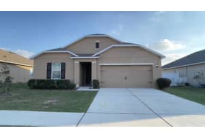 572 Nova Dr, DAVENPORT