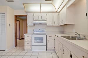 688 LAKE VILLAS DRIVE, ALTAMONTE SPRINGS, FL 32701 - MLS#MFRO6388843