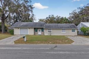 1109 8TH AVENUE, MOUNT DORA, FL 32757 - MLS#MFRO6388940