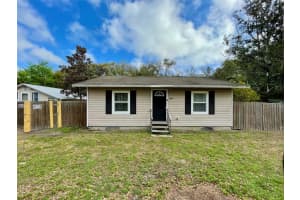 2890 Avalona Dr, SANFORD