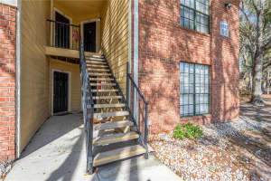 8613 MALLARD RESERVE DRIVE, TAMPA, FL 33614 - MLS#MFRO6389002