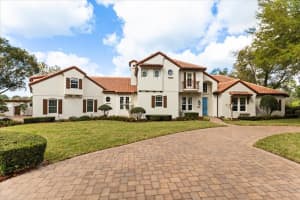 27 STONE GATE N, LONGWOOD, FL 32779 - MLS#MFRO6389073