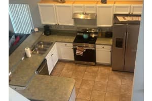 115 CASTLEMAIN CIRCLE, DAVENPORT, FL 33897 - MLS#MFRO6389124