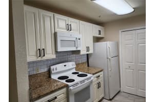 5455 VINELAND ROAD, ORLANDO, FL 32811 - MLS#MFRO6389143