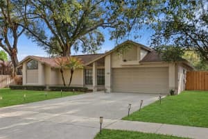 645 ROSEMERE CIRCLE, ORLANDO, FL 32835 - MLS#MFRO6389187