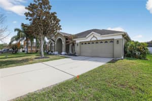 1042 CHAMBERLIN TRAIL, ST CLOUD, FL 34772 - MLS#MFRO6389254