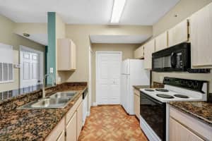 5471 VINELAND ROAD, ORLANDO, FL 32811 - MLS#MFRO6389405