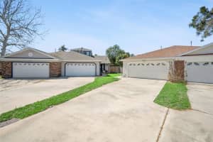 1689 Torrington Circle, LONGWOOD