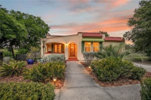 809 POINSETTIA DRIVE, EUSTIS, FL 32726 - MLS#MFRO6389636