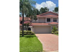 8217 BREEZE COVE LANE, ORLANDO, FL 32819 - MLS#MFRO6389651