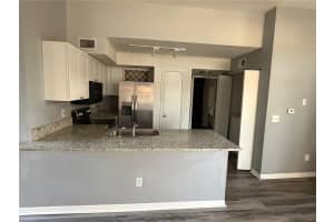 7250 WESTPOINTE BOULEVARD, ORLANDO, FL 32835 - MLS#MFRO6389879