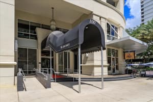 100 EOLA DRIVE, ORLANDO, FL 32801 - MLS#MFRO6389895