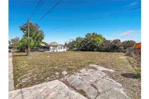 2471 GREENWAY STREET, SANFORD, FL 32771 - MLS#MFRO6389945