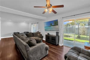 5 GUMTREE COURT, WINTER SPRINGS, FL 32708 - MLS#MFRO6390022