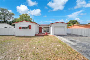 410 71ST AVENUE, PEMBROKE PINES, FL 33023 - MLS#MFRO6390101