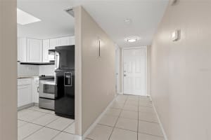 1064 LOTUS PARKWAY, ALTAMONTE SPRINGS, FL 32714 - MLS#MFRO6390123