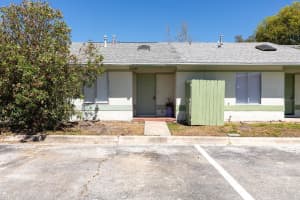 1009 Stucki Ter, WINTER GARDEN