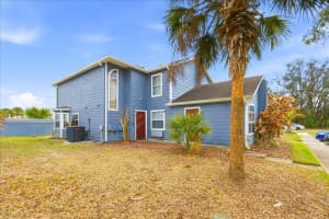135 Orchid Dr, DAVENPORT