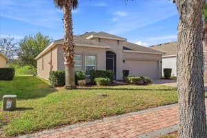 215 LAKESHORE DRIVE, DAVENPORT, FL 33837 - MLS#MFRO6390226