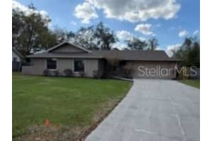 107 Pineapple Ct, LONGWOOD