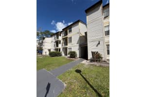 1940 LAKE ATRIUMS CIRCLE, ORLANDO, FL 32839 - MLS#MFRO6390241