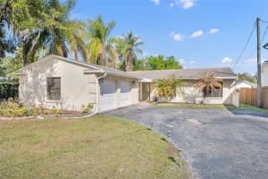 1081 Lake Weldona Dr, ORLANDO
