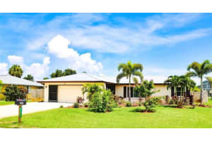 945 CHEVY CHASE STREET, PORT CHARLOTTE, FL 33948 - MLS#MFRO6390350