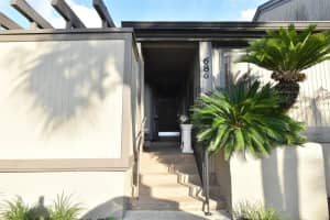 686 Lake Villas Dr #686, ALTAMONTE SPRINGS