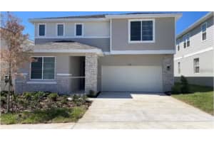 1124 Sugarwood St, DAVENPORT