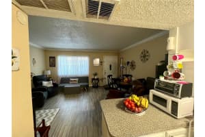 123 BLUE POINT WAY, ALTAMONTE SPRINGS, FL 32701 - MLS#MFRO6390427