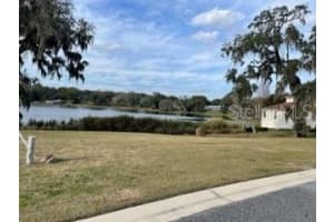 425 BLUE WATER EDGE DRIVE, EUSTIS, FL 32736 - MLS#MFRO6390450