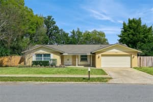 113 Rose Briar Dr, LONGWOOD