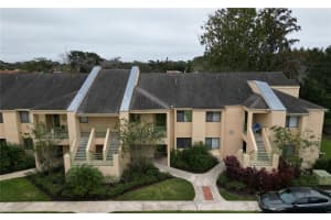 4362 LAKE ORLANDO PARKWAY, ORLANDO, FL 32808 - MLS#MFRO6390766