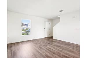 673 HILLVIEW LOOP, HAINES CITY, FL 33844 - MLS#MFRO6390854