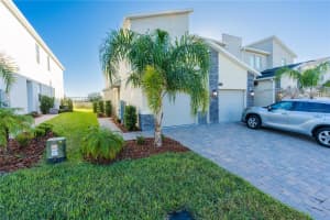 581 OCEAN COURSE AVENUE, DAVENPORT, FL 33896 - MLS#MFRO6390911