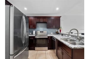 12747 SOMERSET OAKS STREET, ORLANDO, FL 32828 - MLS#MFRO6390923