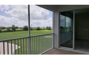 727 OCEAN COURSE AVENUE, DAVENPORT, FL 33896 - MLS#MFRO6390938