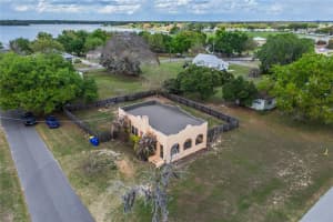 311 PEARCE AVENUE, EAGLE LAKE, FL 33839 - MLS#MFRO6390985