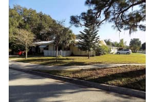 2695 EAST AVENUE, SARASOTA, FL 34239 - MLS#MFRO6391028