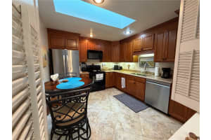 411 NEWTON PLACE, LONGWOOD, FL 32779 - MLS#MFRO6391065