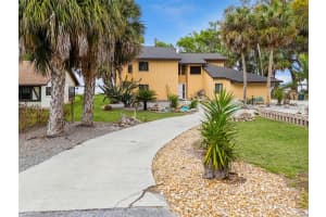 35312 GRIFFIN DRIVE, FRUITLAND PARK, FL 34731 - MLS#MFRO6391104