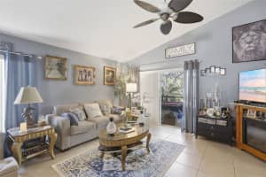 2848 DOE RUN TRAIL, ORANGE CITY, FL 32763 - MLS#MFRO6391108