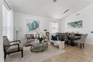 10484 EASTPARK LAKE DRIVE, ORLANDO, FL 32832 - MLS#MFRO6391114