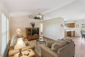 10010 LAKESHORE DRIVE, CLERMONT, FL 34711 - MLS#MFRO6391119