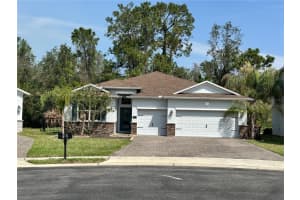 556 Brunswick Dr, DAVENPORT