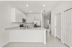 2805 SKYLINE LOOP, KISSIMMEE, FL 34758 - MLS#MFRO6391152