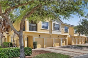 2801 OAKWATER DRIVE, KISSIMMEE, FL 34747 - MLS#MFRO6391169