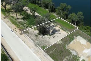 177 TRANQUIL MIRROR LAKE COURT, CLERMONT, FL 34711 - MLS#MFRO6391199