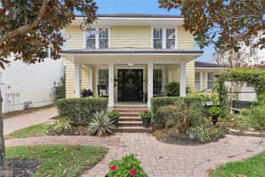 1232 Poinsettia Ave, ORLANDO