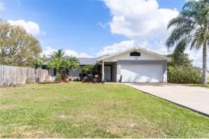 2201 Hickory Wood Ct, ST CLOUD